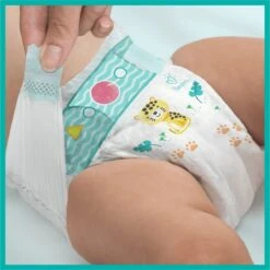 Pampers® Pampers Baby-Dry Luiers - Maat 7 (+15 Kg) - 124 Stuks - Maandbox -Winkel Voor Babyproducten 1200x1198 26