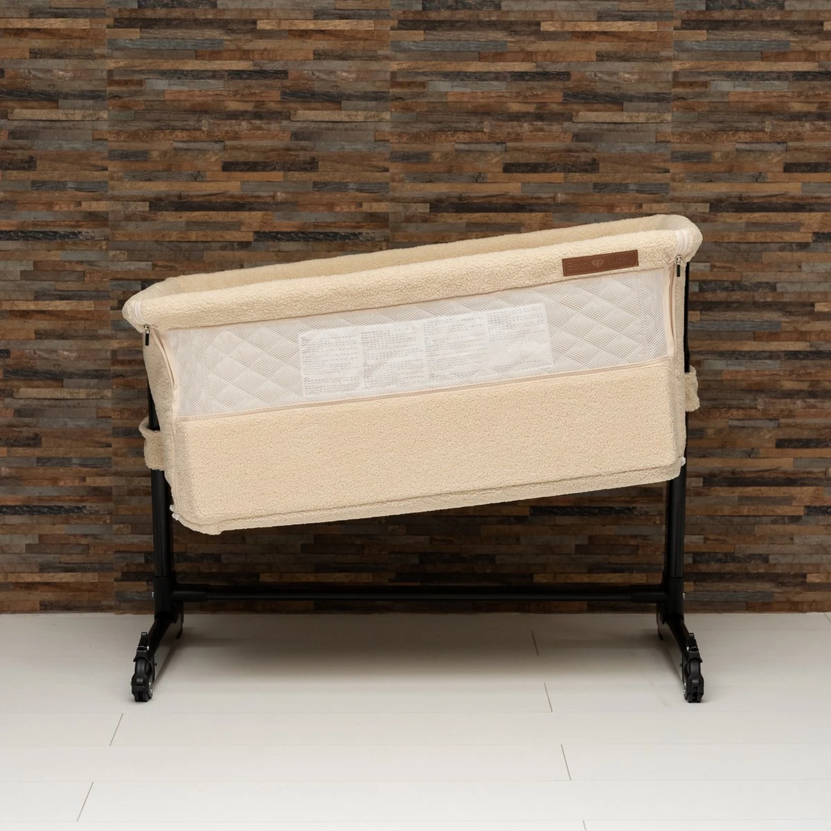 Born Lucky Sleepy Co Sleeper / Aanschuifwieg - Wieg - In Hoogte Verstelbaar - Verrijdbaar - Teddy Cream 7 Born Lucky Sleepy Co Sleeper / Aanschuifwieg - Wieg - In Hoogte Verstelbaar - Verrijdbaar - Teddy Cream - Afbeelding 5