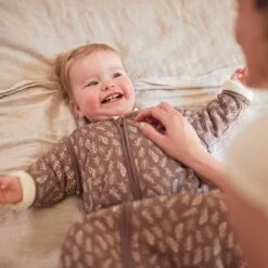 Jollein Baby Baby Winterslaapzak Met Afritsbare Mouw 70cm Meadow - Chestnut -Winkel Voor Babyproducten 1200x1200 1489