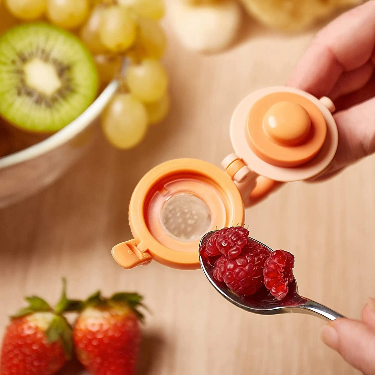 2 Fruitspenen Aap Voor Baby & Peuter + 6 Siliconen Spenen In 3 Maten - Veilig + BPA Vrij -2 Fruitspenen - Fopspeen Fruit Net Fruit Speen Baby Speen Fruit Groente Pap Babyvoeding 7 2 Fruitspenen Aap Voor Baby & Peuter + 6 Siliconen Spenen In 3 Maten - Veilig + BPA Vrij -2 Fruitspenen - Fopspeen Fruit Net Fruit Speen Baby Speen Fruit Groente Pap Babyvoeding - Afbeelding 5