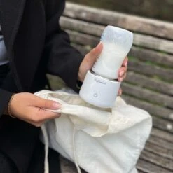 MyBambini's Bottle Warmer Pro™ - Draagbare Baby Flessenwarmer Voor Onderweg - Roze - Geschikt Voor Smalle Hals Flessen Van Dr. Brown's, Difrax, Medela & Nanobebe -Winkel Voor Babyproducten 1200x1200 1797