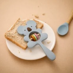 Merkloos Bijtring - Rammelaar - Babys - Speelgoed - Babyspeelgoed - Kraamcadeau - Siliconen - BPA Vrij - Blauw -Winkel Voor Babyproducten 1200x1200 2065