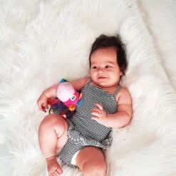 Playgro Clip Clop Rammelaar - Roze - Activiteitenspeeltje - Kraamkado -Winkel Voor Babyproducten 1200x1200 2084