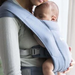 Ergobaby Embrace Draagzak Baby - Oxford Blue -Winkel Voor Babyproducten 1200x1200 2189