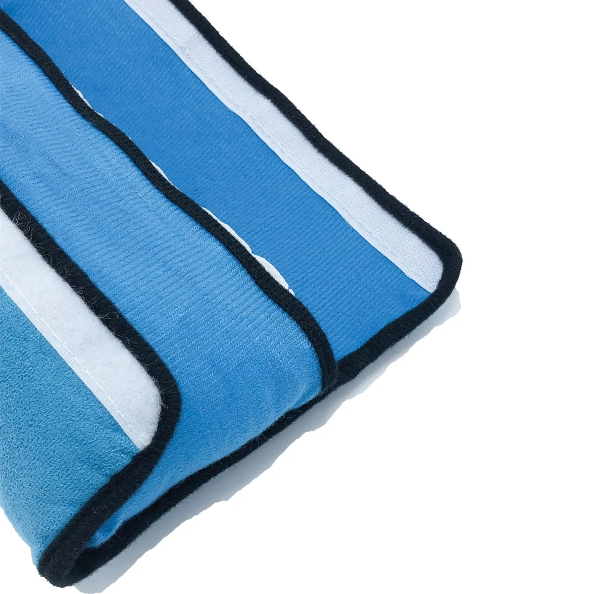 3D Blauwe Gordelkussen Of Slaapkussen Als Reiskussen In De Auto. Dit Kussen Is De Beschermer Van Riem/Gordel, Nek, Hoofd En Kind Bij Het Slapen 12 3D Blauwe Gordelkussen Of Slaapkussen Als Reiskussen In De Auto. Dit Kussen Is De Beschermer Van Riem/Gordel, Nek, Hoofd En Kind Bij Het Slapen - Afbeelding 10