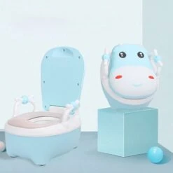 Merkloos Plaspotje Koe | Plaspotje Kind | Potje Peuter | Potje Met Deksel | WC Potje Peuter | WC Verkleiner | Opstapje | Blauw -Winkel Voor Babyproducten 1200x1200 692