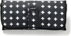 KipKep Napper Verschoonmatje - Machinewasbaar - Crossy Black -Winkel Voor Babyproducten 1200x611 3