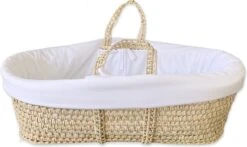 Funnababy Wieg Mozes - Gevlochten Mand - Inclusief Matras - Inclusief Standaard - Inclusief Bekleding - Naturel / Wit -Winkel Voor Babyproducten 1200x715 1