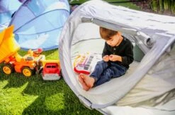 Deryan Peuter Luxe Campingbedje – Inclusief Zelfopblaasbare Matras - Silver -Winkel Voor Babyproducten 1200x794 4