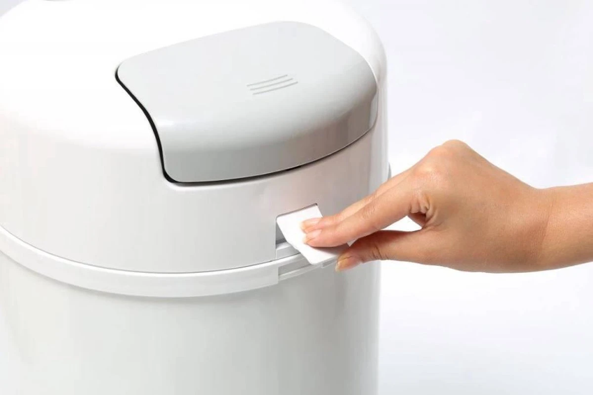 DiaperPail - Soft Grey - Luieremmer Met Speciale Luiersluis - Werkt Met Normale Vuilniszakken 7 DiaperPail - Soft Grey - Luieremmer Met Speciale Luiersluis - Werkt Met Normale Vuilniszakken - Afbeelding 5