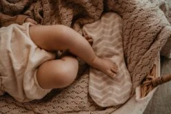 KipKep Woller Warmtekussen - Sandy Wig - Kruik - Pittenzak - Verlicht Buikkramp -Winkel Voor Babyproducten 1200x800 133