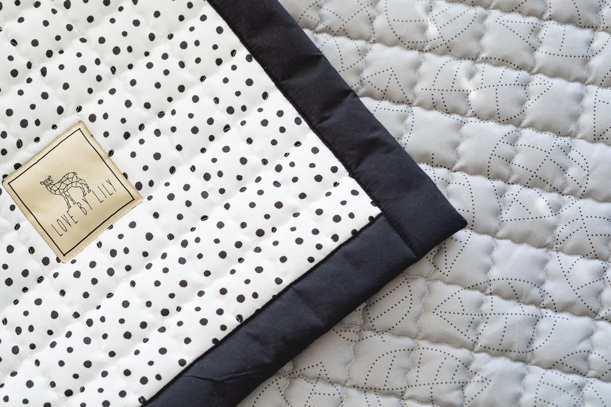 Love By Lily - Groot Speelkleed Baby - Little Dot - Stippen - 200x150 - Speelmat Binnen En Buiten - Speelmat Baby 4 Love By Lily - Groot Speelkleed Baby - Little Dot - Stippen - 200x150 - Speelmat Binnen En Buiten - Speelmat Baby - Afbeelding 2