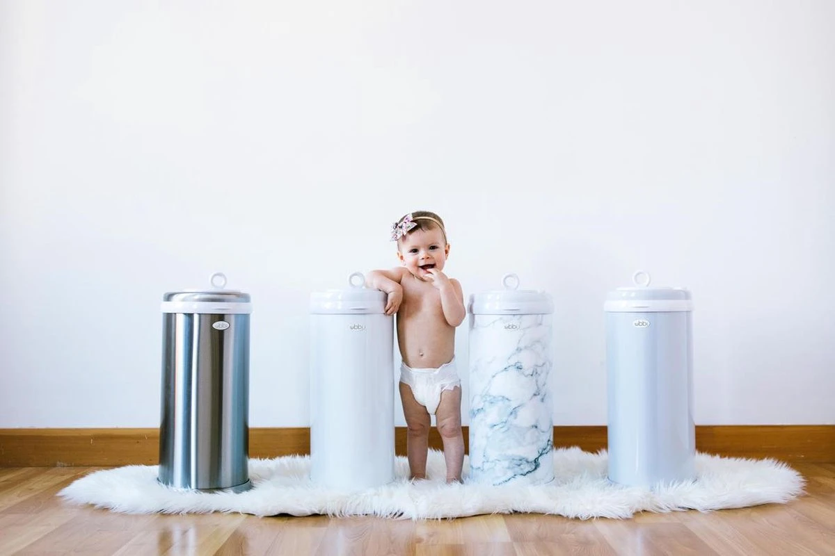 Ubbi® Ubbi Luieremmer - Marble - Metaal - Geurloos - Geen Navulcassettes Nodig 4 Ubbi® Ubbi Luieremmer - Marble - Metaal - Geurloos - Geen Navulcassettes Nodig - Afbeelding 2