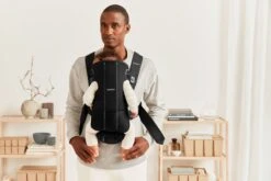 BabyBjörn Draagzak Mini - Cotton - Zwart -Winkel Voor Babyproducten 1200x800 412