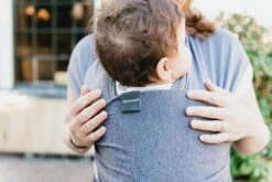 Baby Garden Draagdoek Grijs - Ergonomisch - Original - Inclusief Slabbetje -Winkel Voor Babyproducten 1200x800 433