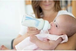 Dr. Brown's Options+ Anti-colic - Giftset Standaardfles - Blauw -Winkel Voor Babyproducten 1200x813 9