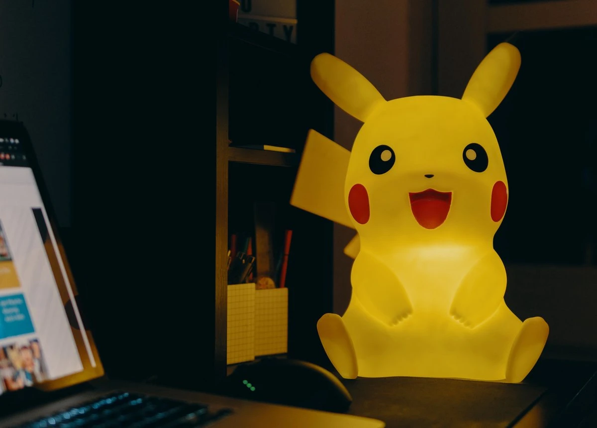 Teknofun Pokemon - LED Lamp 40 Cm - Zittende Pikachu 10 Teknofun Pokemon - LED Lamp 40 Cm - Zittende Pikachu - Afbeelding 8