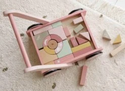 Little Dutch - Blokkenkar Wild Flowers 26 Little Dutch - Blokkenkar Wild Flowers -Winkel Voor Babyproducten 1200x873 3