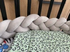 IL BAMBINI Gevlochten Baby Bed Bumper Treccia - Bedomrander - Box Omrander - Hoofdbeschermer - Boxrand - Bedbumper - Stootrand - Boxomrander - (3 Meter) Grijs -Winkel Voor Babyproducten 1200x899 10