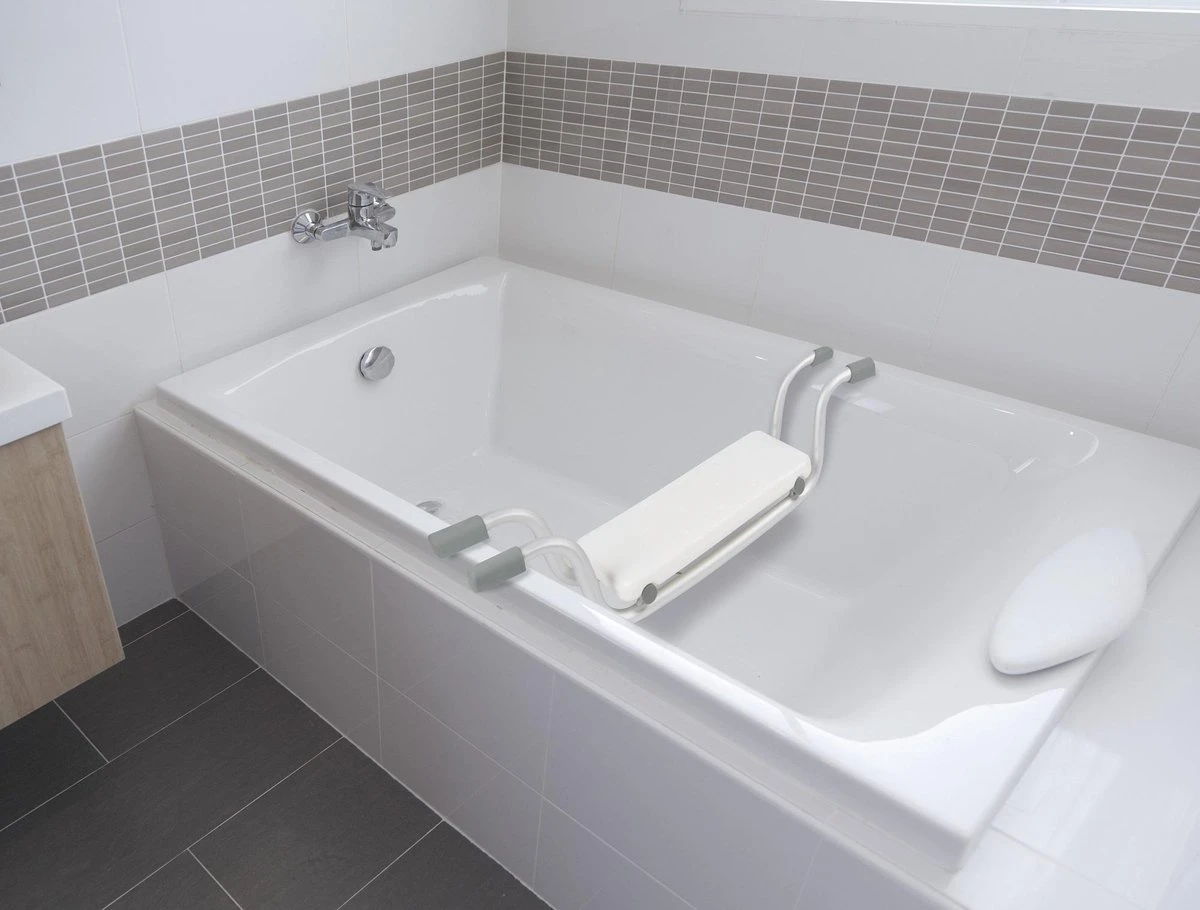 Vivamore Badzitje - Badstoeltje Tot Max. 150 KG - 74 X 23 X 18 CM - Badkruk - Anti-Slip Poten - Stevig Frame - Wit 5 Vivamore Badzitje - Badstoeltje Tot Max. 150 KG - 74 X 23 X 18 CM - Badkruk - Anti-Slip Poten - Stevig Frame - Wit - Afbeelding 3