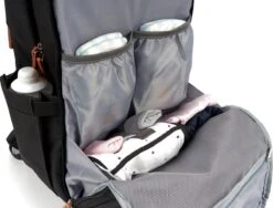 Brisby Slijtvaste Luiertas – Verzorgingstas – Met Buggymontage - Zwart -Winkel Voor Babyproducten 1200x915 3