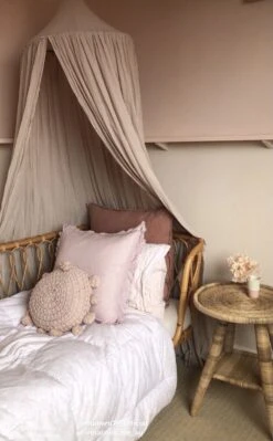 Deryan Baby Klamboe Vintage 245cm - Kinderklamboe - Hemeltje- Nougat 18 Deryan Baby Klamboe Vintage 245cm - Kinderklamboe - Hemeltje- Nougat -Winkel Voor Babyproducten 743x1200 4