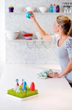 BOON Grass Afdruiprek -Winkel Voor Babyproducten 785x1200 1