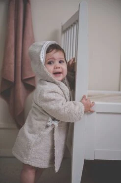 Koeka Baby Badjas Dijon Daily - 62/68 - Zand -Winkel Voor Babyproducten 799x1200 2