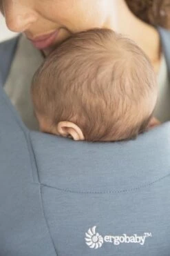 Ergobaby Embrace Draagzak Baby - Oxford Blue -Winkel Voor Babyproducten 799x1200 60