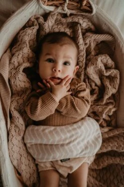 KipKep Woller Warmtekussen - Sandy Wig - Kruik - Pittenzak - Verlicht Buikkramp -Winkel Voor Babyproducten 800x1200 119