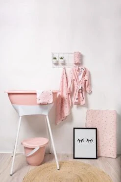 LUMA Bad- En Verzorgingsset - Cloud Pink -Winkel Voor Babyproducten 800x1200 15
