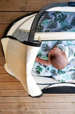 Deryan BabyBox Campingbedje - Baby Tentje - Cream -Winkel Voor Babyproducten 800x1200 319