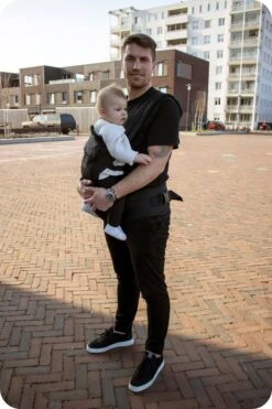 Deryan Pack Luxe Ergonomische Draagzak - Babydrager + Opbergvakjes - Zwart -Winkel Voor Babyproducten 800x1200 332