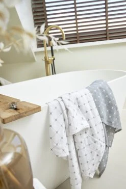 Meyco X Mrs.Keizer Louis Hydrofiele Doeken - 3-pack - Grijs - 70x70cm -Winkel Voor Babyproducten 800x1200 52