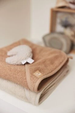 Jollein Badcape Badstof 75x75cm - Biscuit -Winkel Voor Babyproducten 800x1200 77