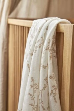 Meyco Branches 2-pack Hydrofiele Swaddle - 120x120 Cm - Sand -Winkel Voor Babyproducten 801x1200 17