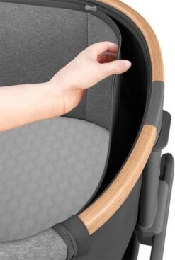 Maxi-Cosi Iora Co-Sleeper - Essential Graphite -Winkel Voor Babyproducten 808x1200 10