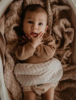 Woller Cover Sandy Wig - Losse Hoes Voor De KipKep Woller - Zand - Nicky Katoen Velour -Winkel Voor Babyproducten 919x1200 2