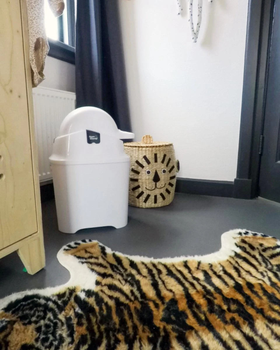 DiaperChamp ONE - Soft Silver - Standaard Luieremmer 17 DiaperChamp ONE - Soft Silver - Standaard Luieremmer - Afbeelding 15